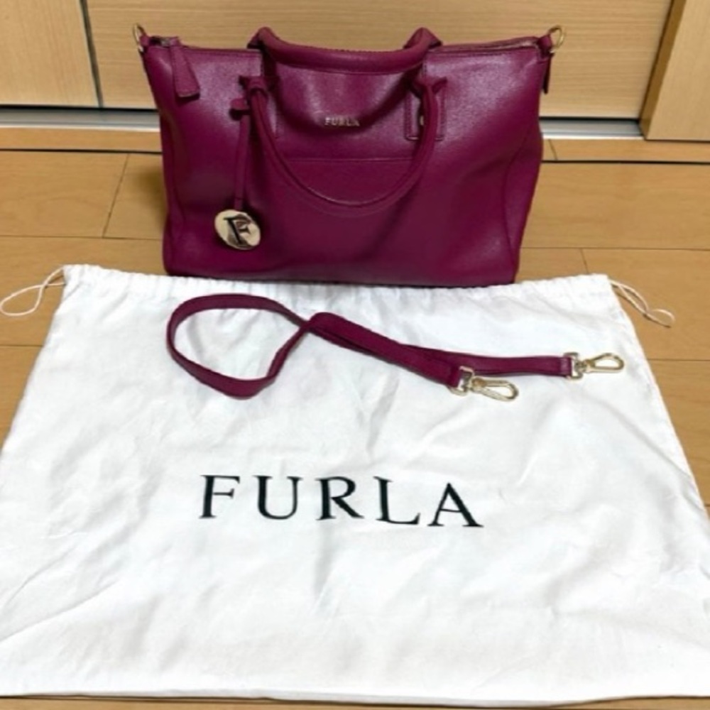 Furla Piper Medium Dome Satchel Bag – Magenta Leather, Crossbody & Dust Bag - Picture 2 of 8